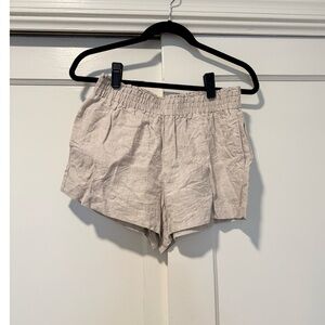 Reformation Mila Linen Shorts in Oatmeal. S.